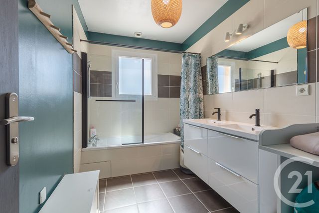 maison à vendre - 8 pièces - 157.0 m2 - FARGUES ST HILAIRE - 33 - AQUITAINE - Century 21 Nci Immobilier