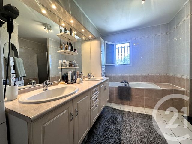 maison à vendre - 6 pièces - 152.0 m2 - ST QUENTIN DE BARON - 33 - AQUITAINE - Century 21 Nci Immobilier