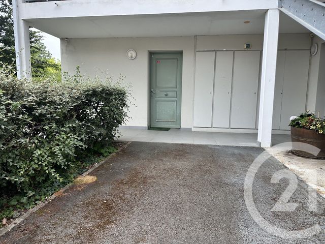 Appartement F2 à vendre ST QUENTIN DE BARON