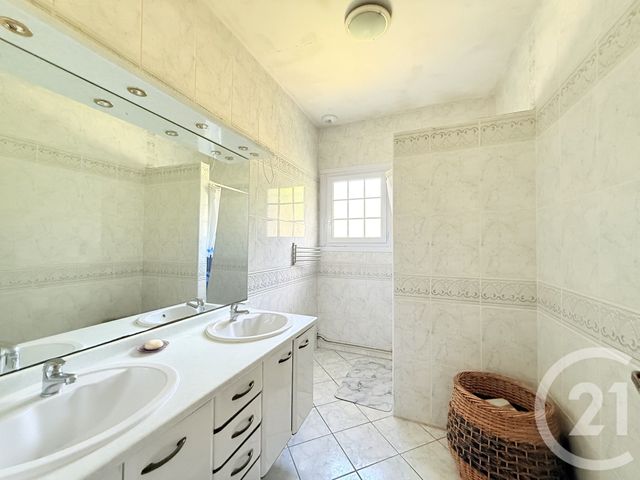 maison à vendre - 12 pièces - 275.33 m2 - LA SAUVE - 33 - AQUITAINE - Century 21 Nci Immobilier