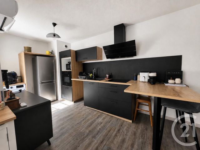 Appartement T3 à louer - 3 pièces - 60.11 m2 - ST QUENTIN DE BARON - 33 - AQUITAINE - Century 21 Nci Immobilier