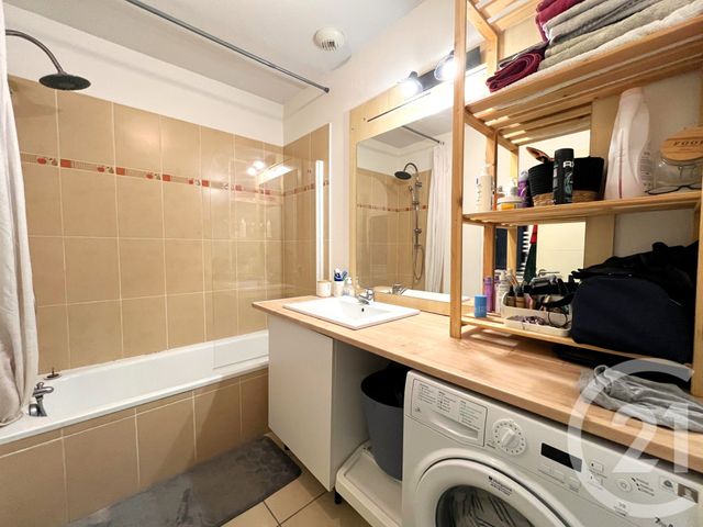 Appartement T3 à vendre - 3 pièces - 57.97 m2 - ST QUENTIN DE BARON - 33 - AQUITAINE - Century 21 Nci Immobilier