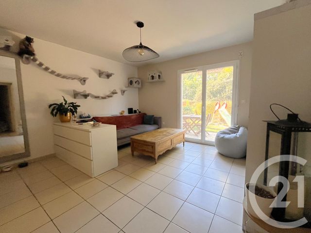 Appartement T3 à vendre - 3 pièces - 57.97 m2 - ST QUENTIN DE BARON - 33 - AQUITAINE - Century 21 Nci Immobilier